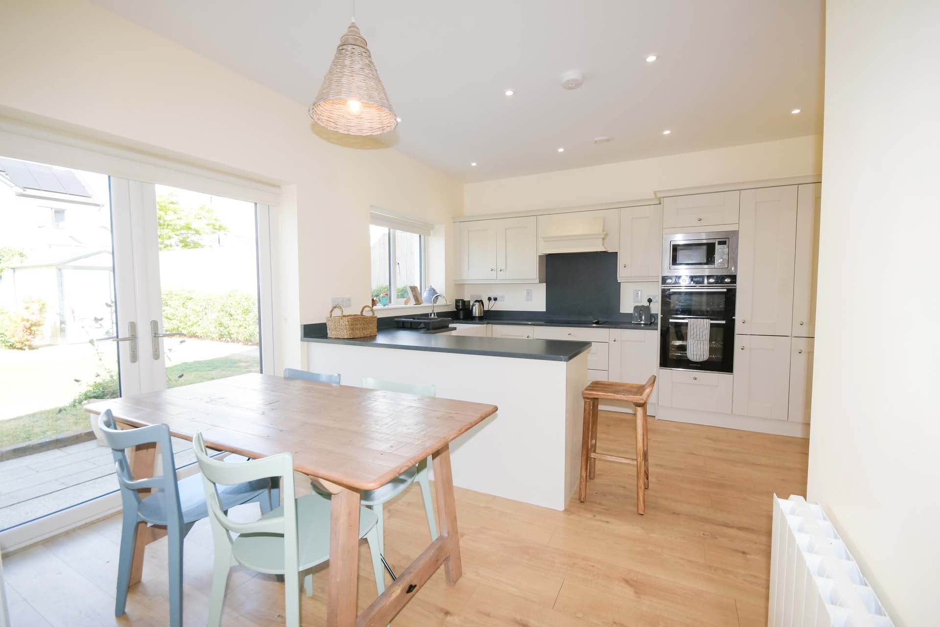  Kitchen dining at 9 dromkeen view 