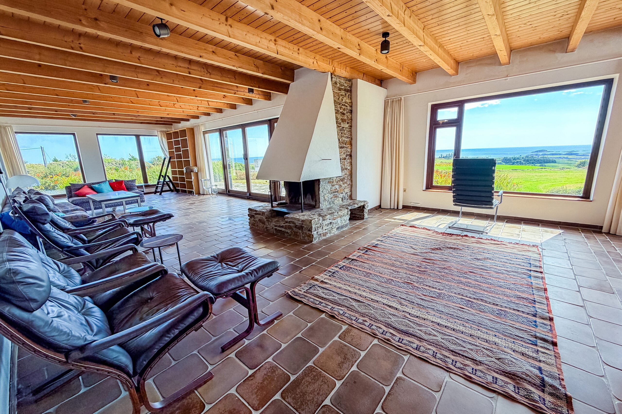  LIVING AREA AT GLANDORE