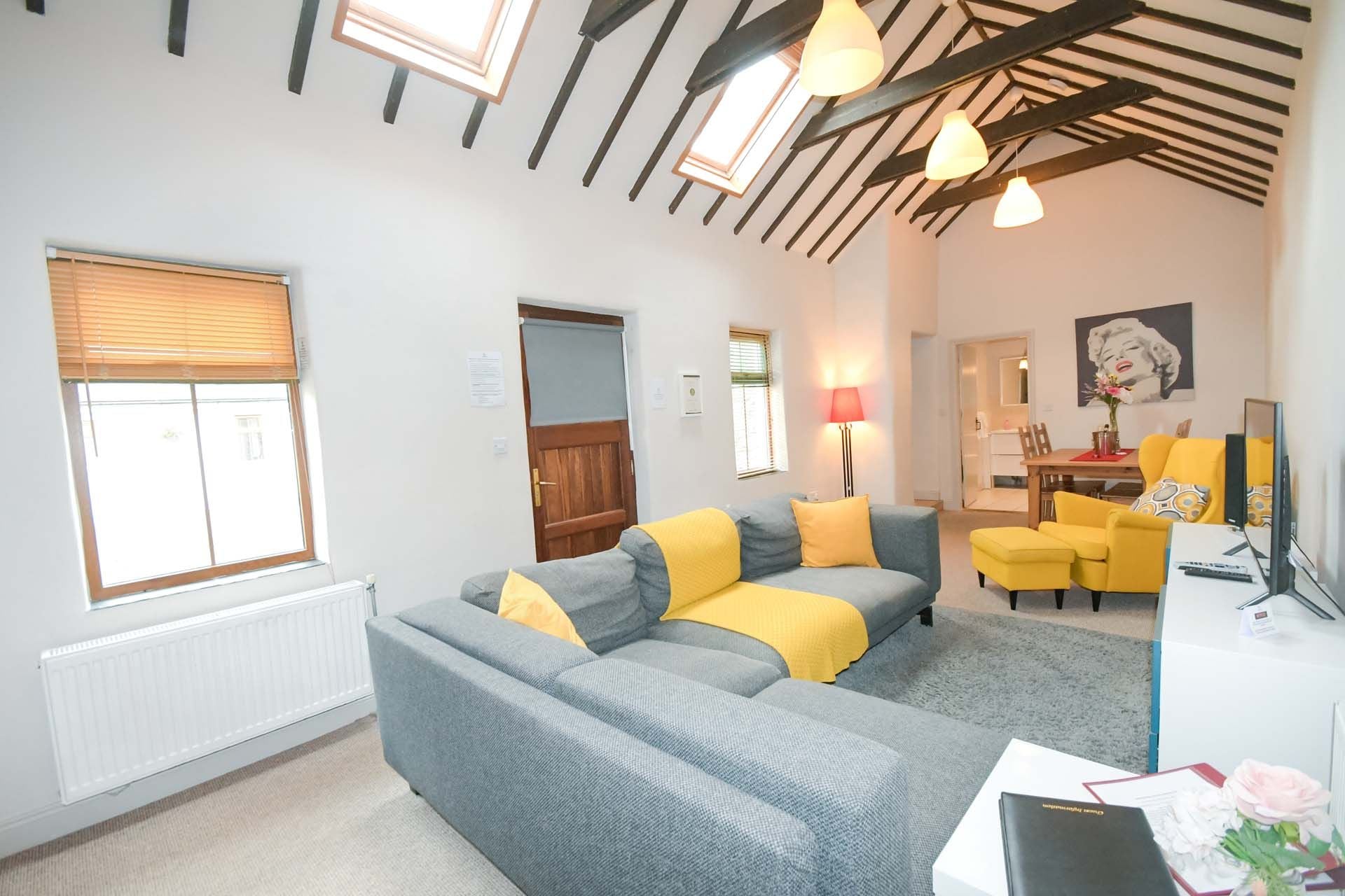 12 sitting room